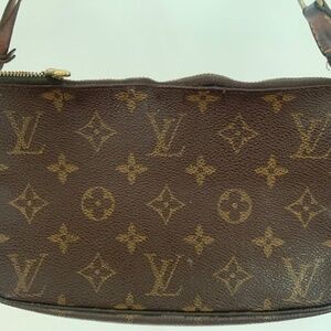Louis Vuitton bag - needs repair (vintage)